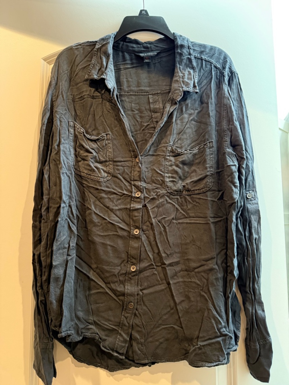 Rock & Republic Black Lightweight Button-Up Shirt
